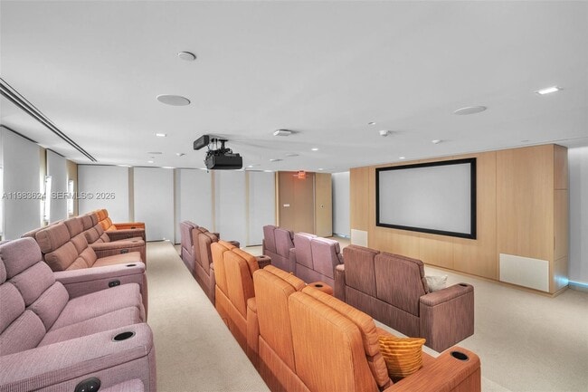 Building Photo - 700 NE 26th Terrace