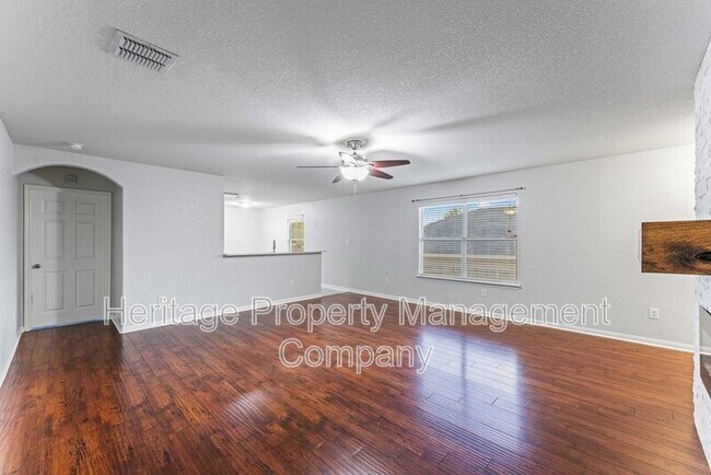 Building Photo - 10926 Acorn Canyon