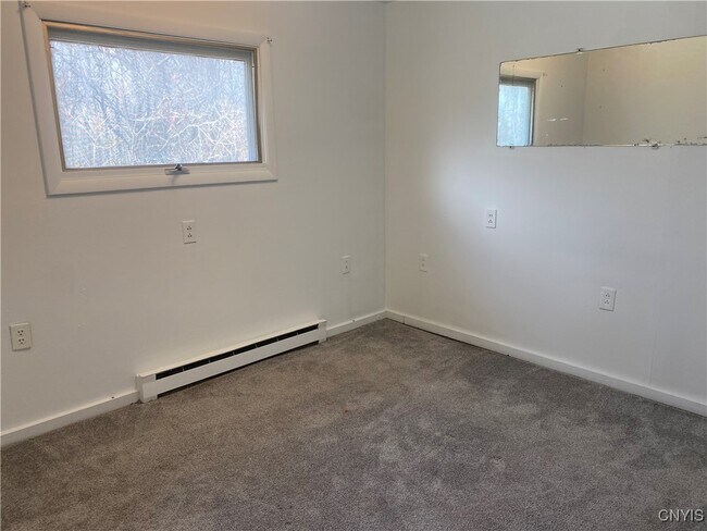 Building Photo - 660 County Rte 1