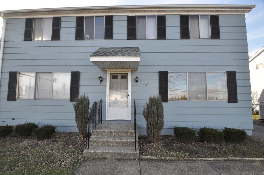 Building Photo - 512 Cayuga Rd