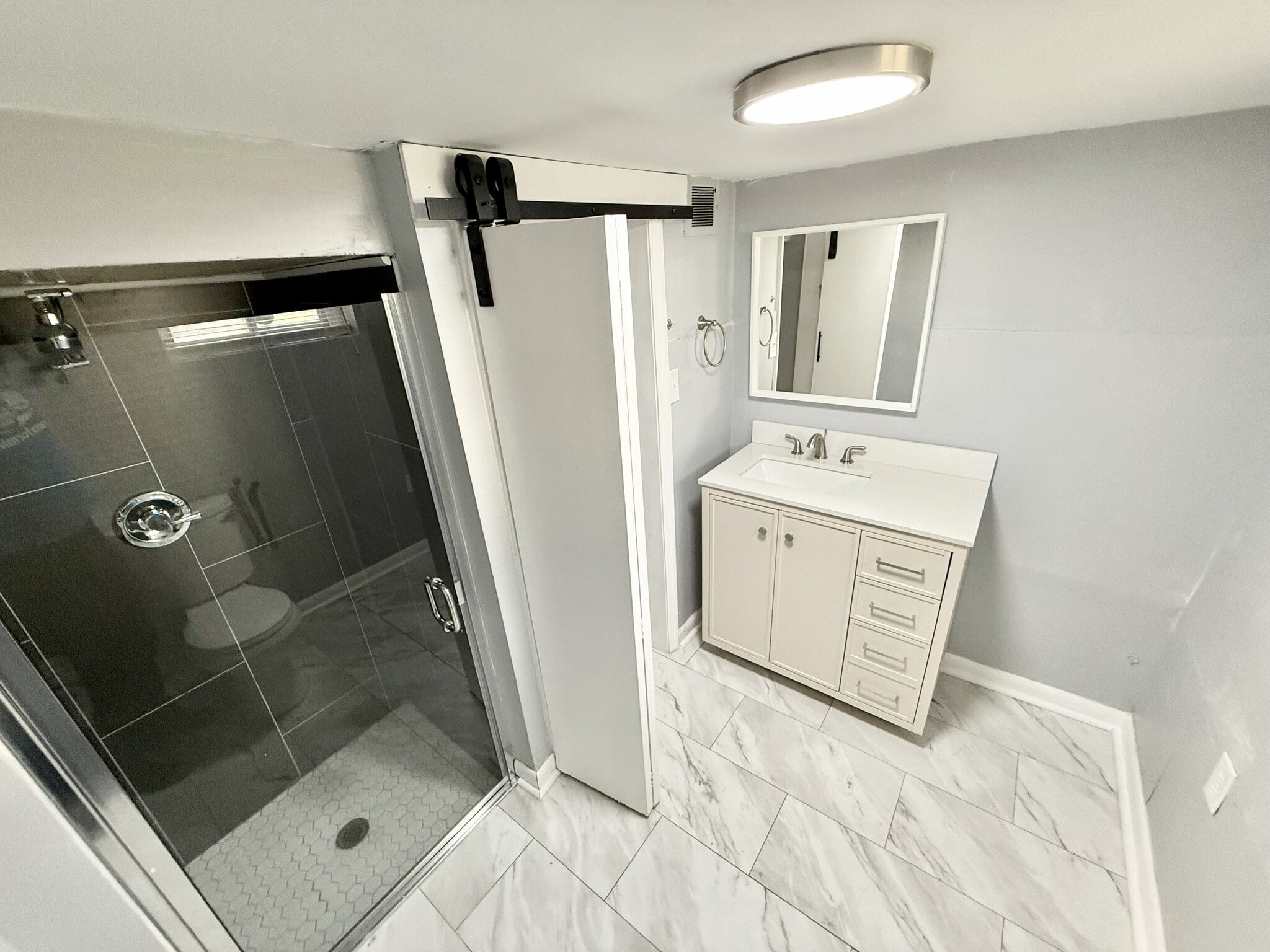 Bathroom 2 - 4206 Urn St