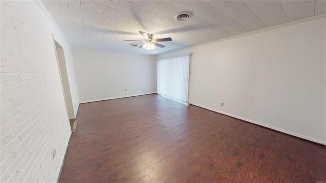 Building Photo - 3307 Bedford Ln