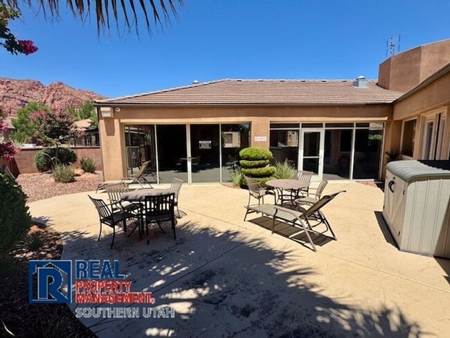 Building Photo - Copper Canyon 3 Bedroom Home