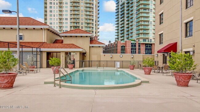 Building Photo - 1478 Riverplace Blvd