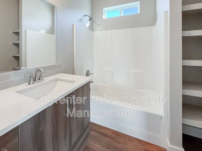 Building Photo - 4379 E Wedge St