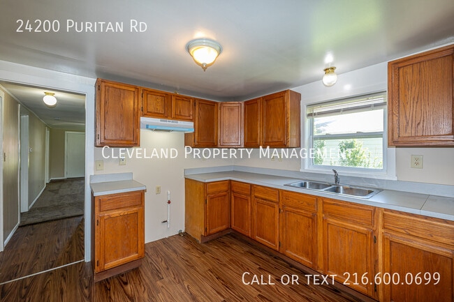 Building Photo - 24200 Puritan Ave