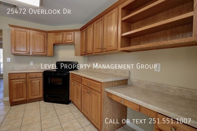 Building Photo - 25472 Overlook Dr