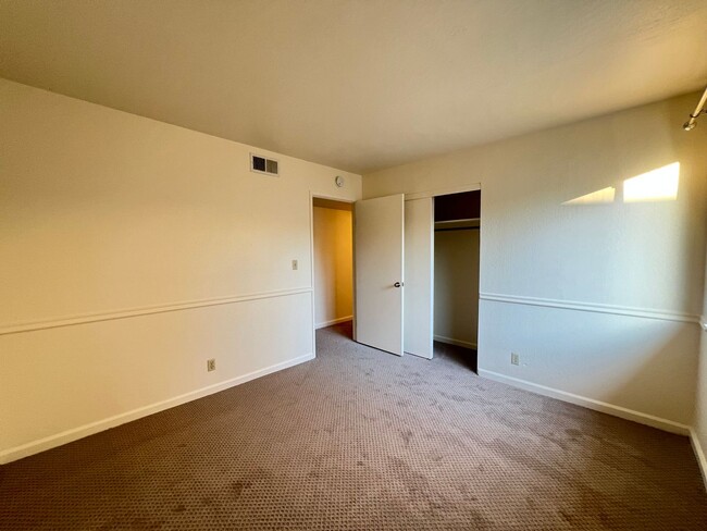 Building Photo - $500 MOVE IN SPECIAL!!!! 3 BEDROOM HOME IN PLEASANTON, CA!!!