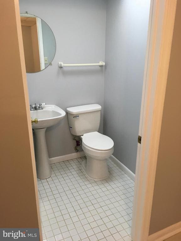 Building Photo - 15205 Streamside Ct