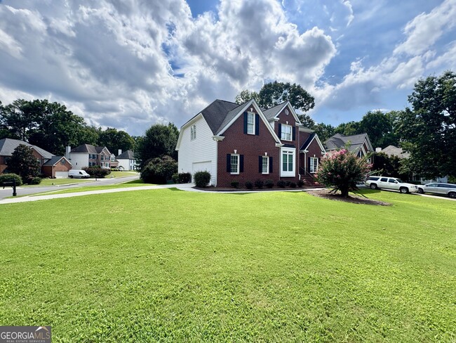 Building Photo - 1770 Highland Oaks Way NE
