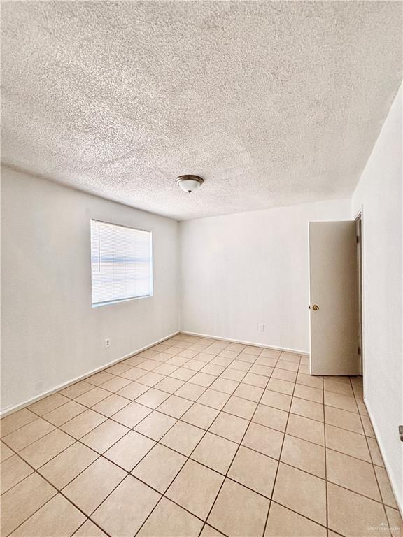 Building Photo - 11 Juarez Ave