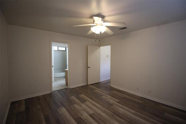 Building Photo - 5005 Cana Cove