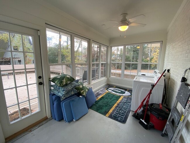 Building Photo - Beautifully Updated and Furnished 3 bedroom, 2 bath brick ranch in Vineland!