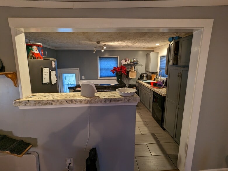 upstairs Kitchen - 1308 Wright St
