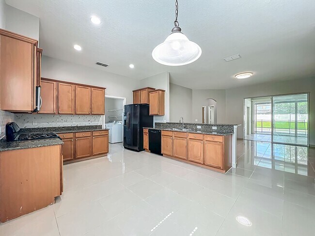 Building Photo - Clermont Pool Home