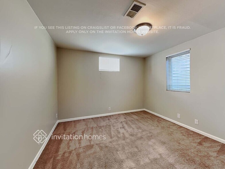 Building Photo - 1909 E 116th Ave