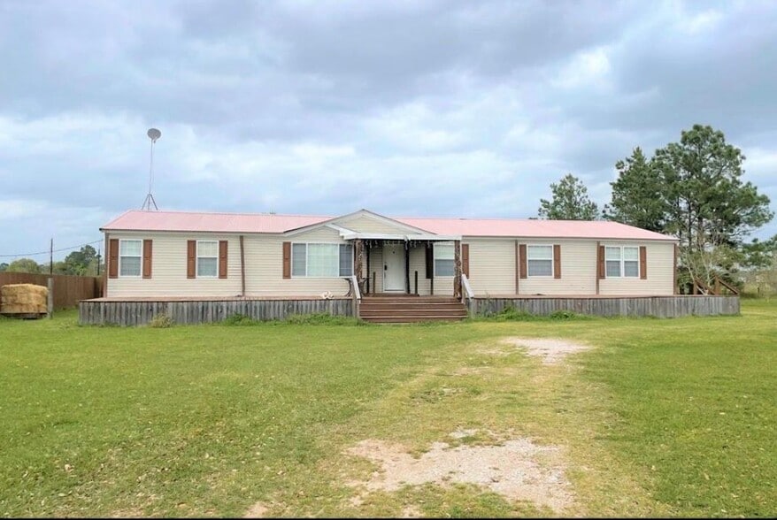 Building Photo - 21120 Binford Rd