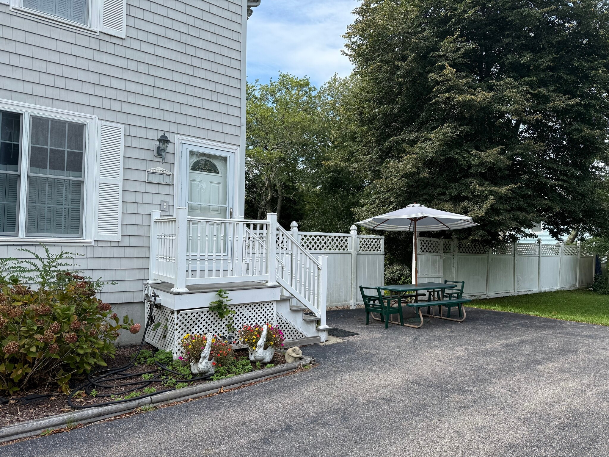 Building Photo - 55 Westmoreland St