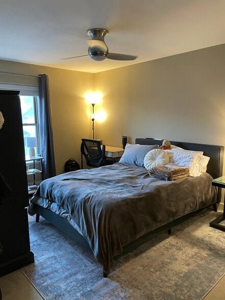 Bedroom 1 - 332 S Linn St