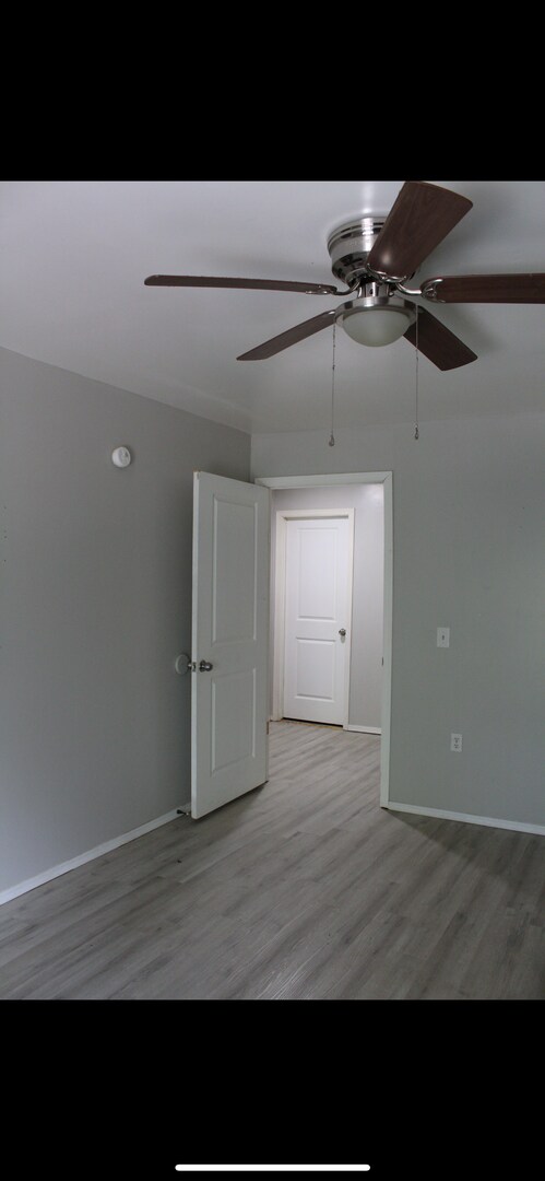 Building Photo - Pierce City Townhouse