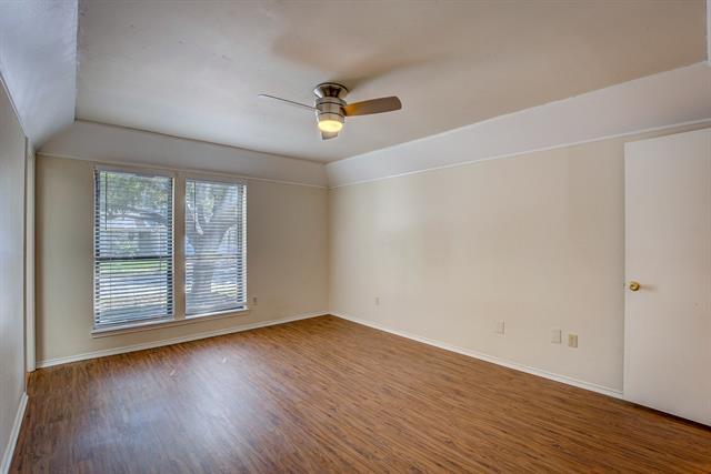 Building Photo - 6637 Fair Oaks Dr