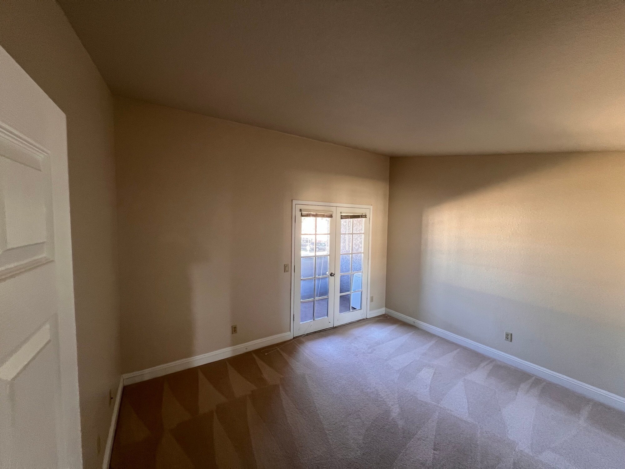 Building Photo - 3011 Sunfish Dr