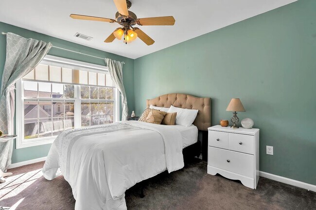 Building Photo - 504 Collingsworth Ln