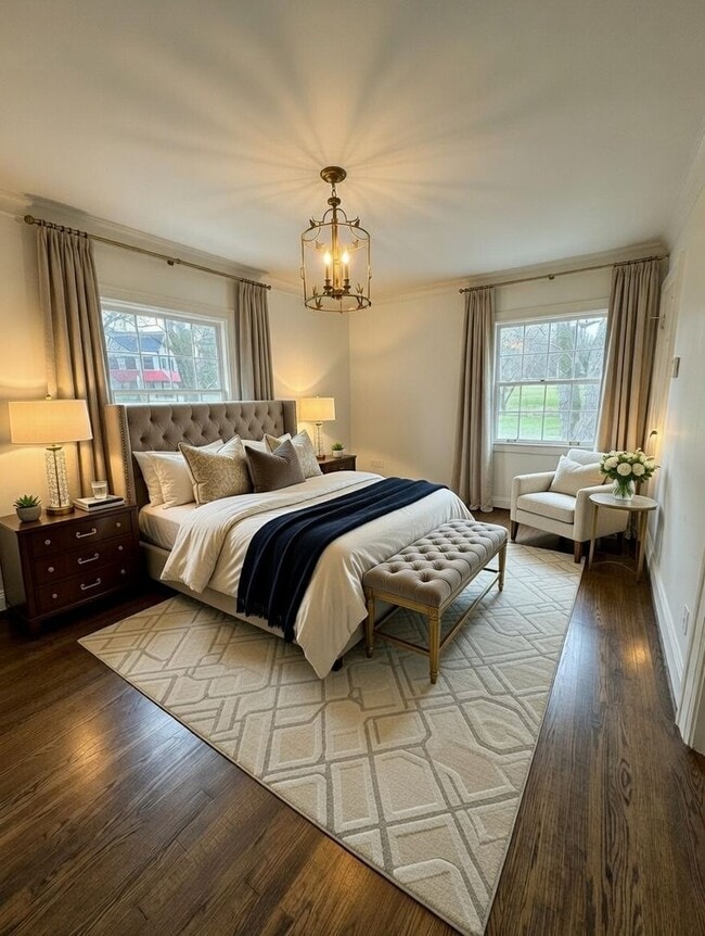 Building Photo - 2912 Woodlawn Dr