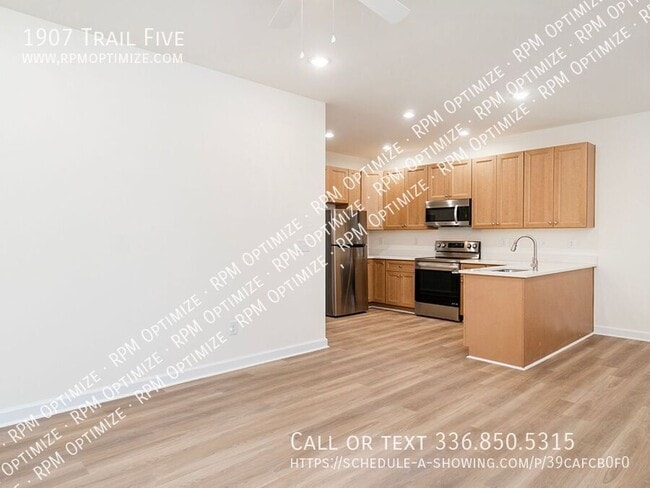 Building Photo - 1907 Trail Five