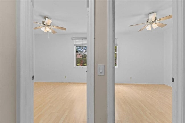 Building Photo - 1441 Cardinal Way