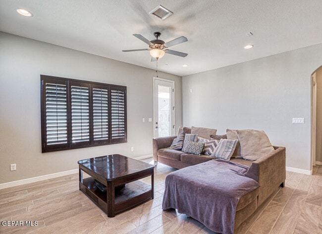 Building Photo - 13772 Newton Ct