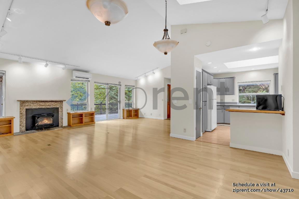 Building Photo - 1236 SW 58th Ave