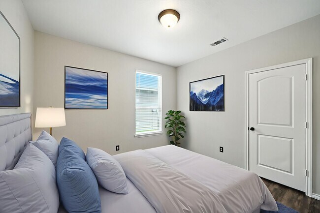 Building Photo - 4314 Roaring Timber Dr