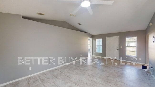 Building Photo - 138 Pine Grove Dr