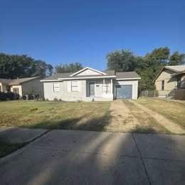 Primary Photo - 3612 S Hughes Ave