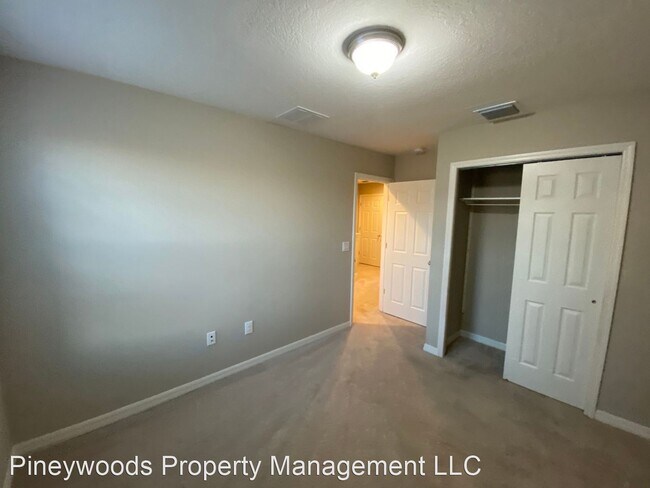 Building Photo - 3 br, 2.5 bath House - 7021 Towne Lake Road