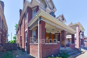 Building Photo - 329 Chittenden Ave
