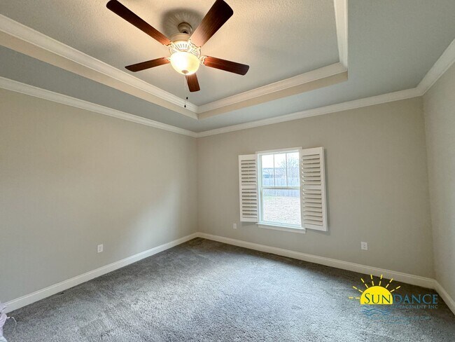 Building Photo - Exquisite 4 Bedroom Home in Navarre Near Beaches & Amenities!