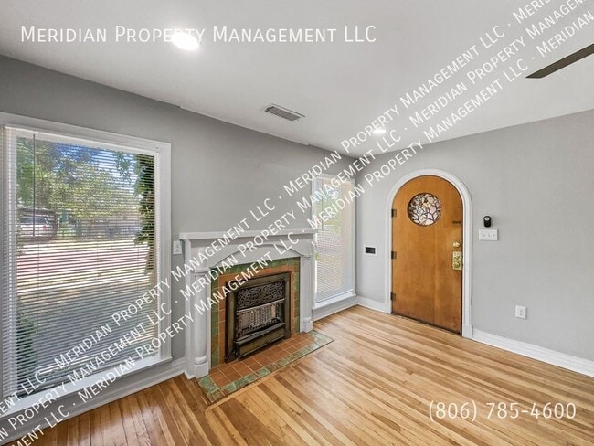 Building Photo - 2005 16th St