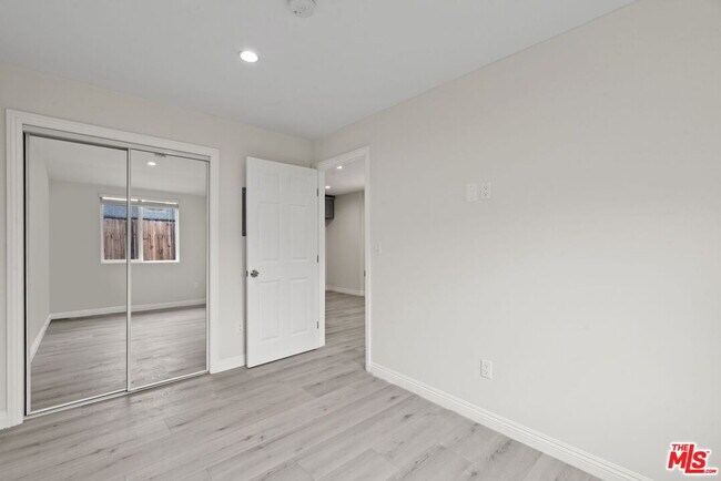 Building Photo - 18352 Domino St