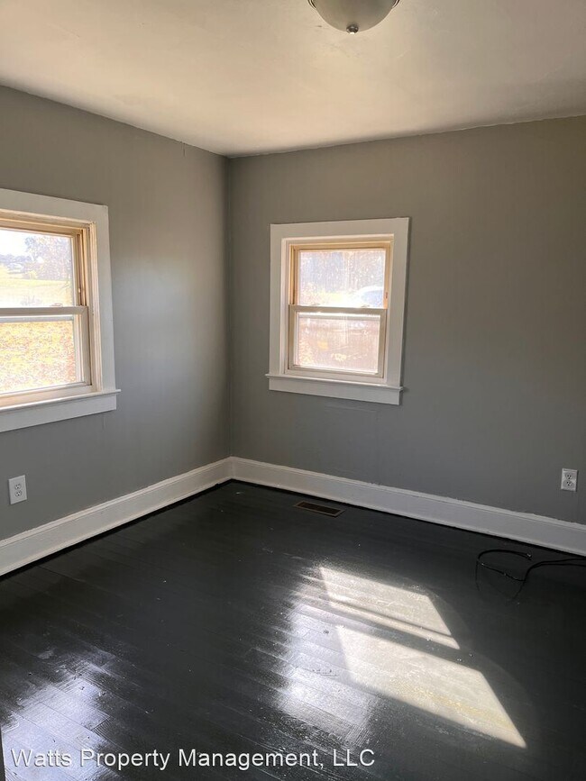 Building Photo - 2 br, 1 bath House - 3153 Grit Road