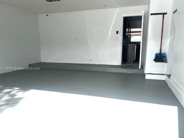 Building Photo - 311 SW 100th Ave