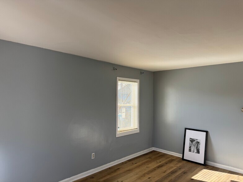 Building Photo - 3758 Palm Ave