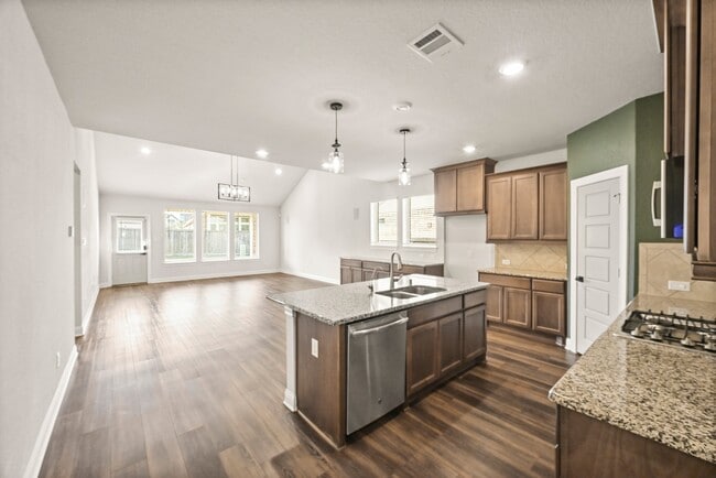 Building Photo - 15703 Monkey Rock Dr