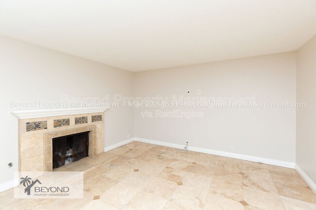 Building Photo - 1595 Avenida De Los Lirios