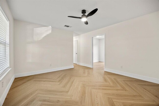 Building Photo - 1008 Wilks Ave