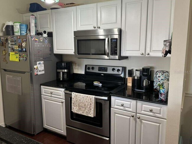 Building Photo - 14316 Fredricksburg Dr