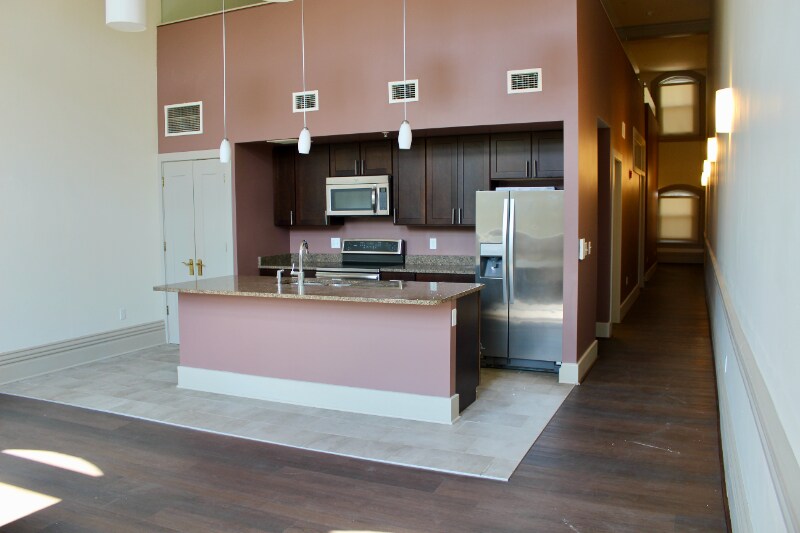 Building Photo - 1120 Reddour St