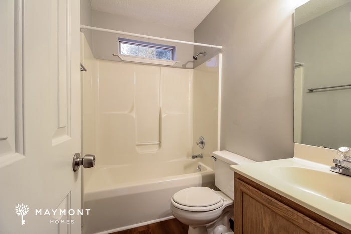 Building Photo - 139 W Fall River Way