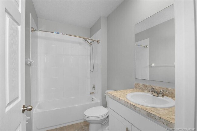 Building Photo - 10575 Jem St